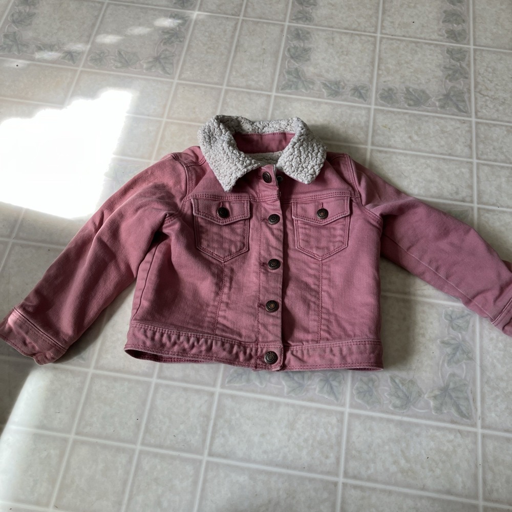 Old Navy Kids Pink Sherpa Lined Denim Trucker Jacket Size 3T Dusty Rose